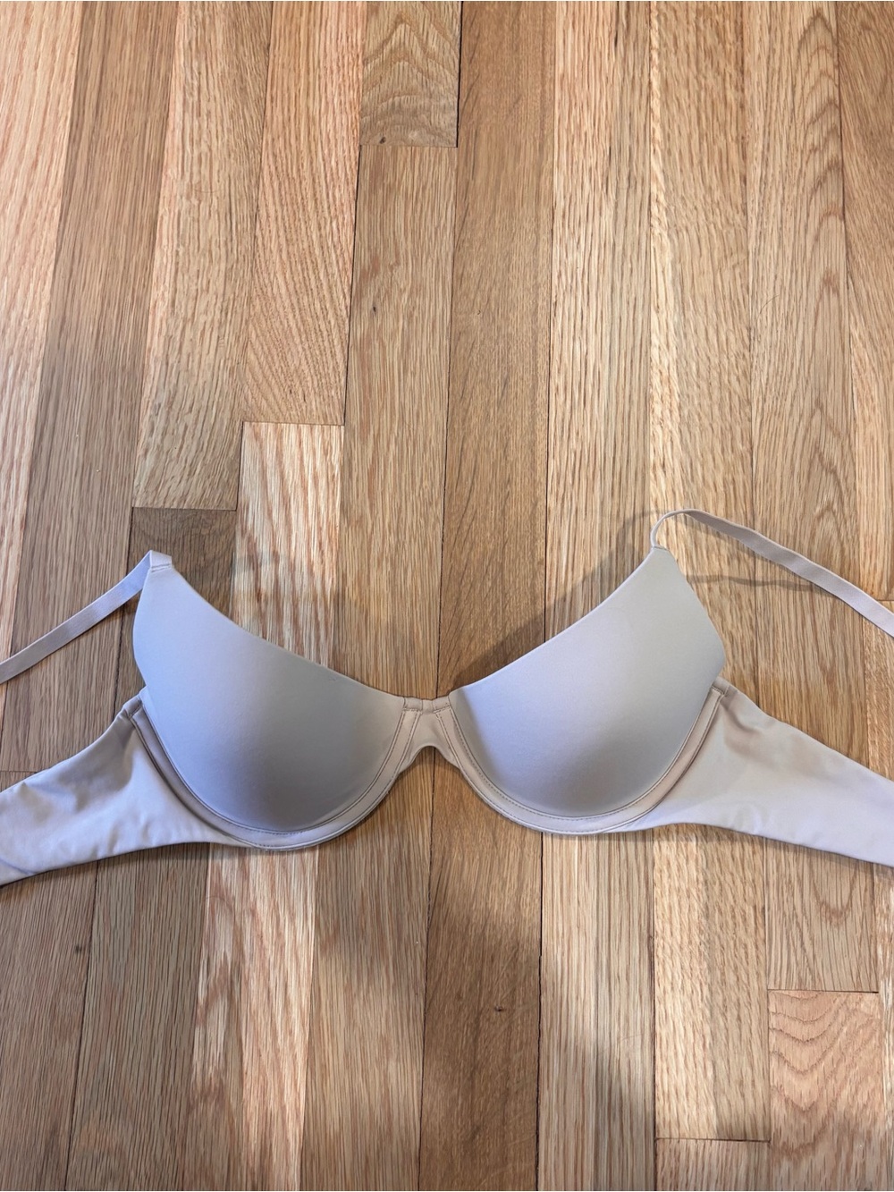 36B SKIMS Bra Tan